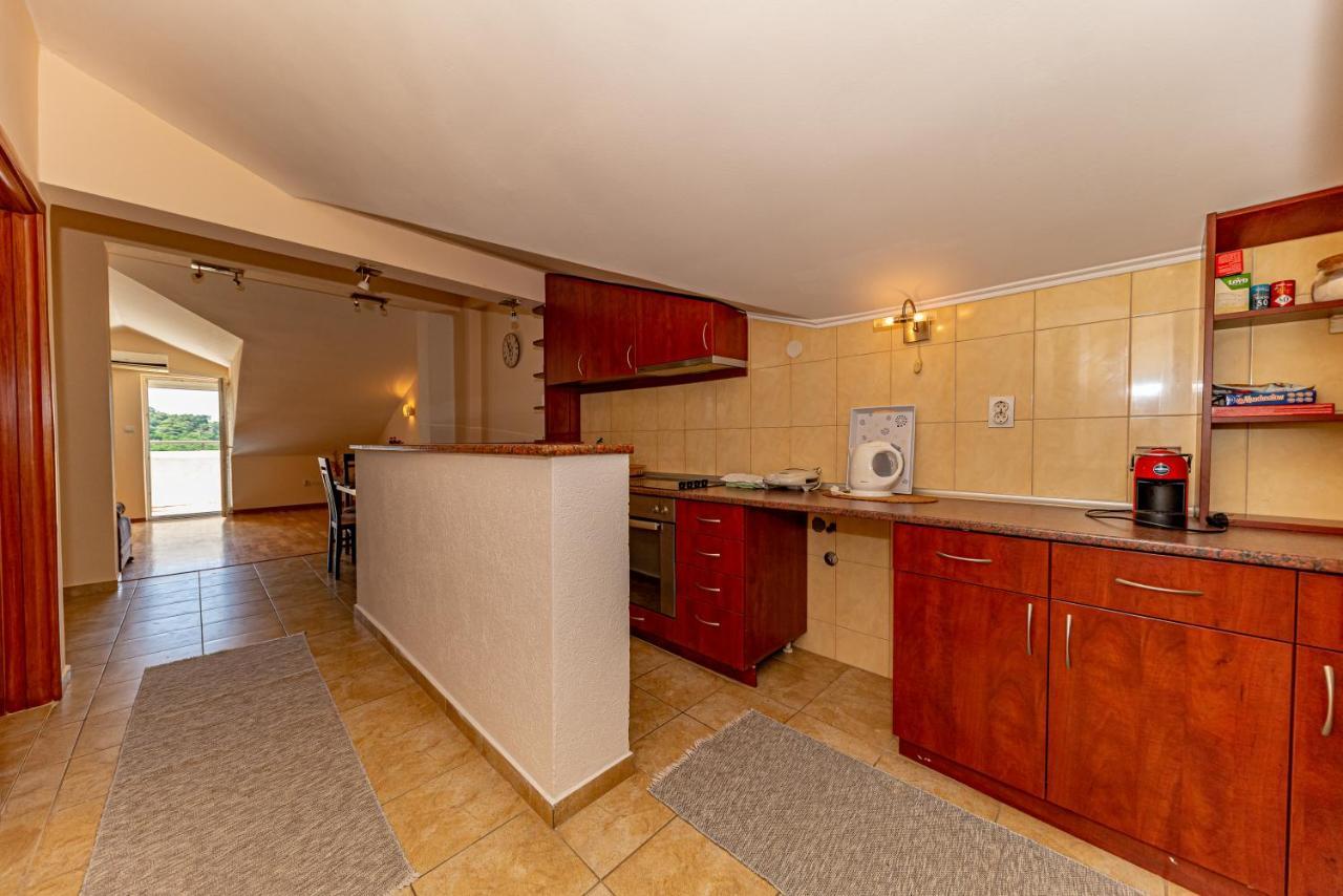 Apartment Knezevic Petrovac Exterior foto